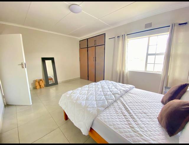 3 BEDROOM HOUSE TO LET IN BAYVIEW